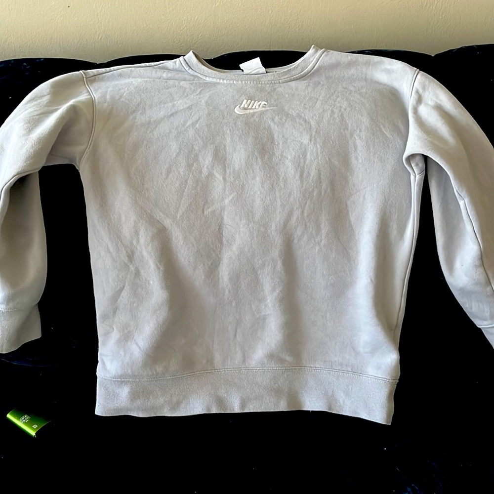 little used new nike sweater